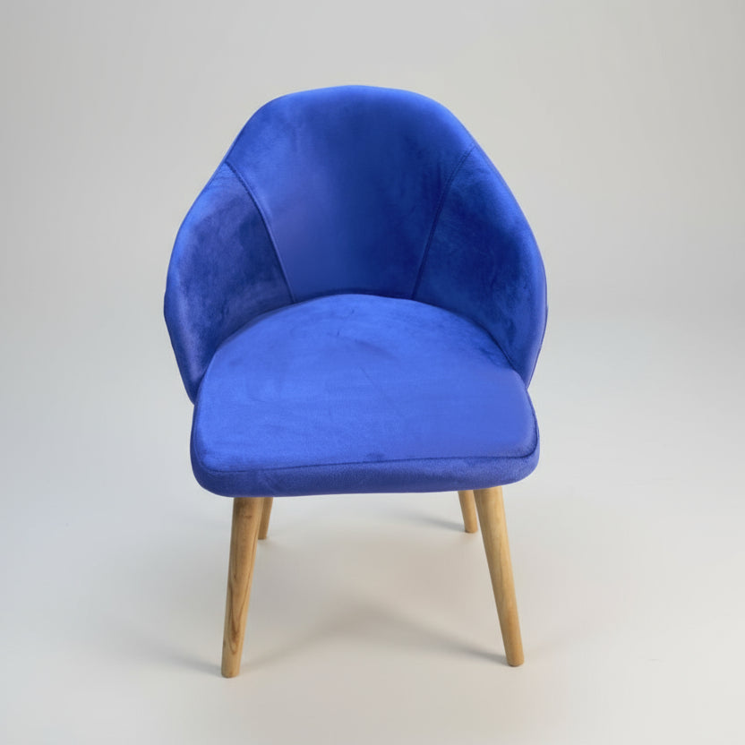 👑 كرسي مخملي فخم بتصميم عصري وألوان مبهرة 👑