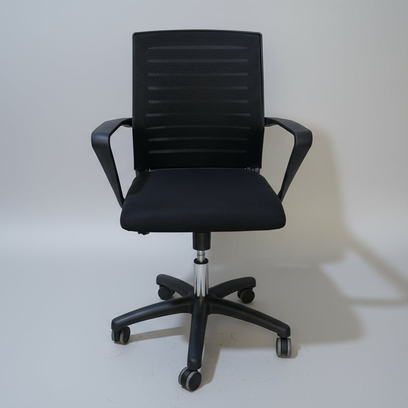 🪑 كرسي المكتب العصري – راحة وأناقة في كل جلسة