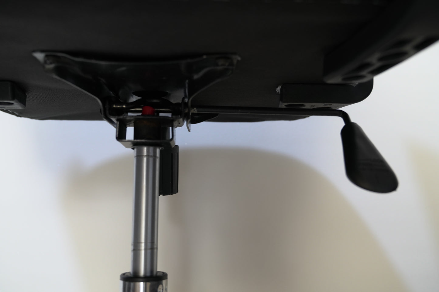 🪑 كرسي المكتب العصري – راحة وأناقة في كل جلسة