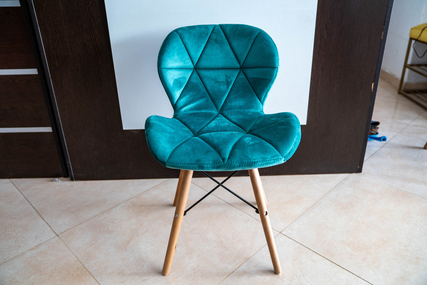 ⭐ أضف لمسة من الفخامة والراحة إلى منزلك أو مكتبك ⭐