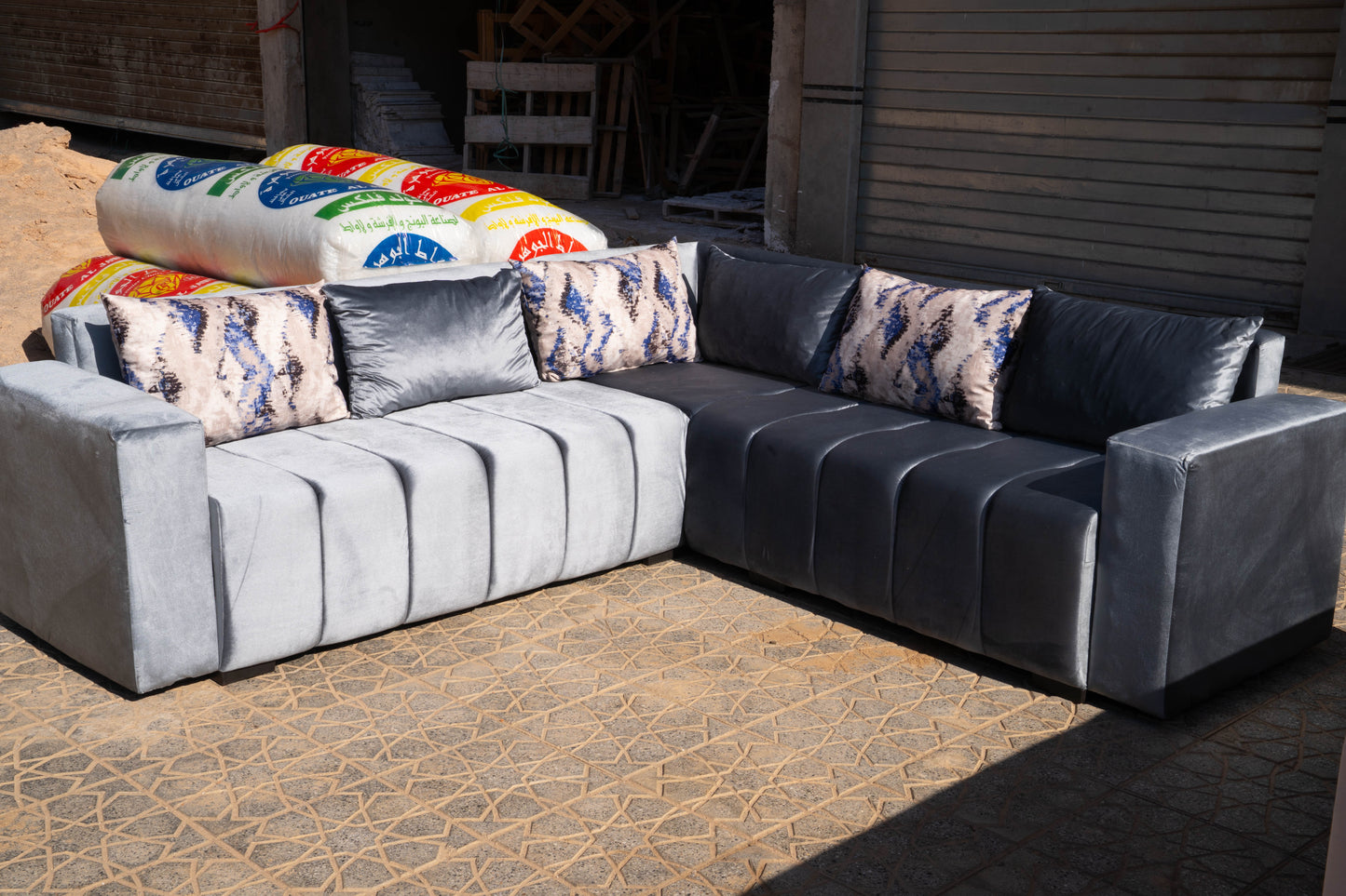 🛋️ كنبة على شكل L – الفخامة والراحة في قطعة واحدة!