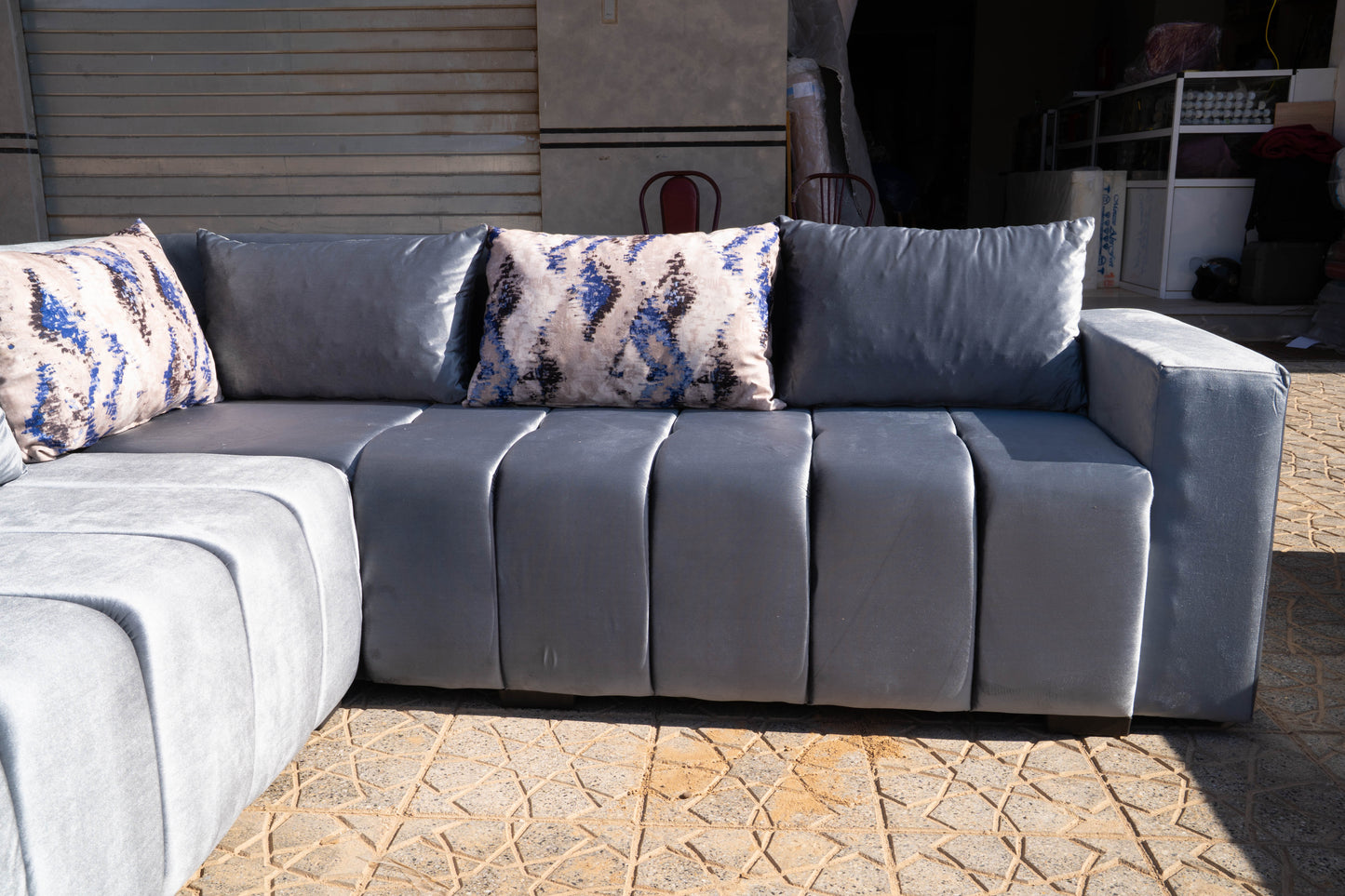 🛋️ كنبة على شكل L – الفخامة والراحة في قطعة واحدة!