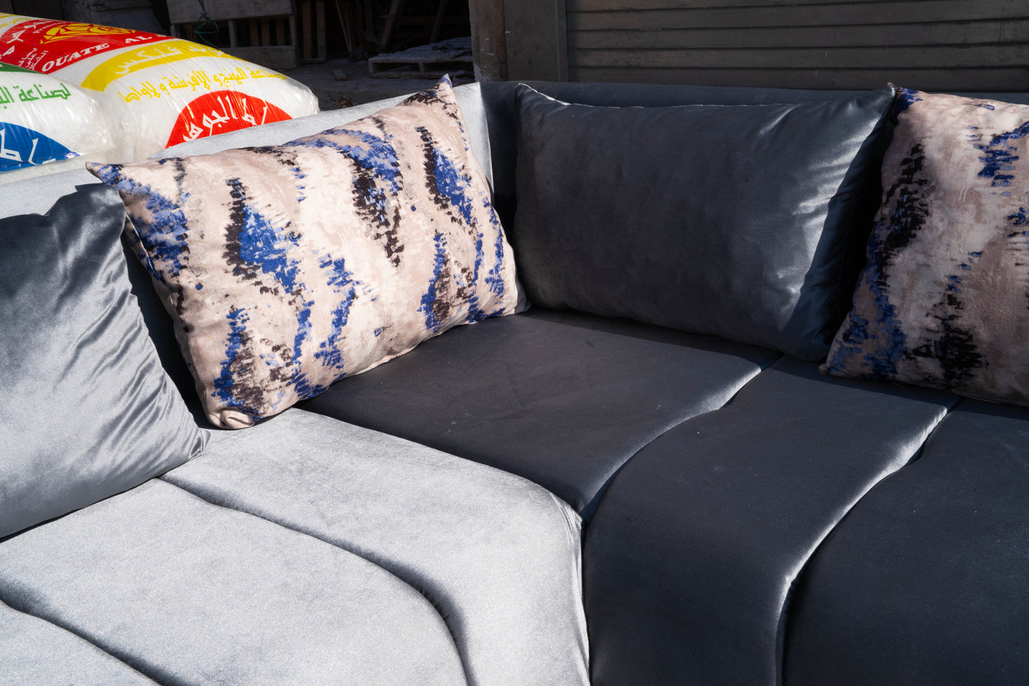 🛋️ كنبة على شكل L – الفخامة والراحة في قطعة واحدة!