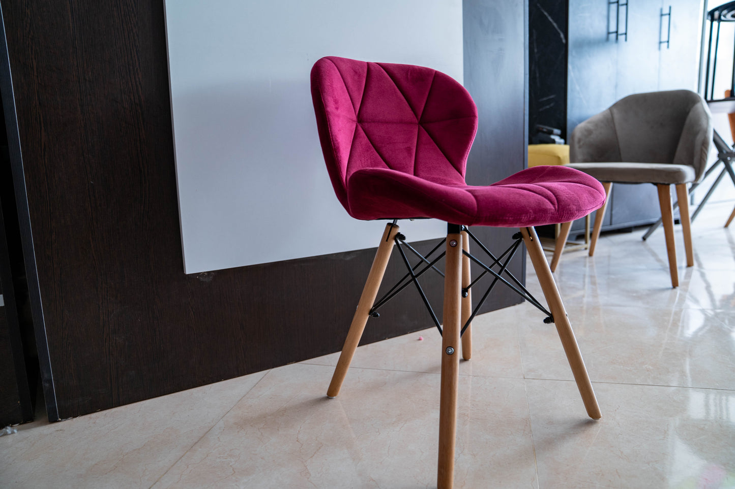 ⭐ أضف لمسة من الفخامة والراحة إلى منزلك أو مكتبك ⭐