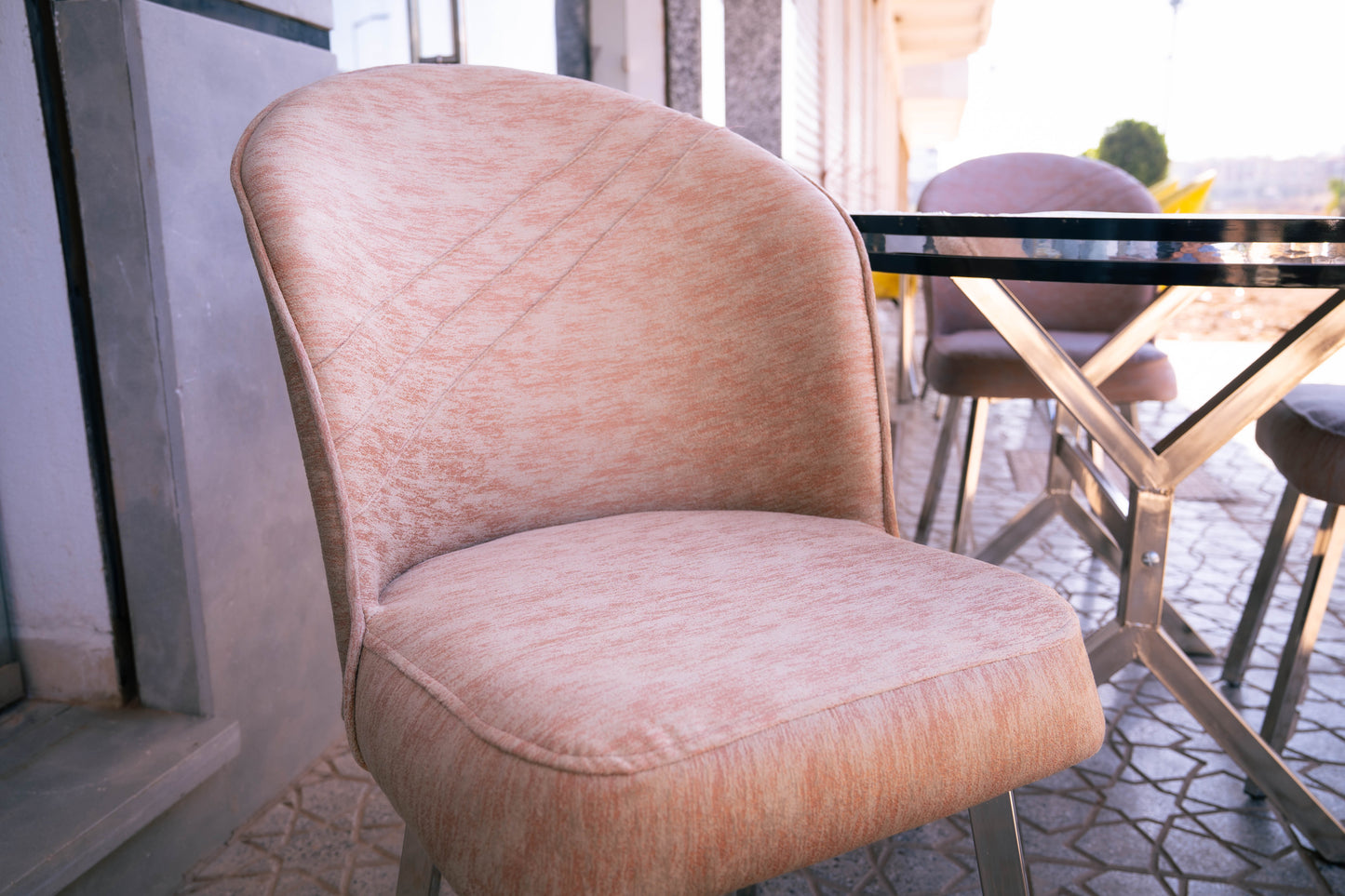 🍽️ طاولة الطعام المثالية لبيتك!